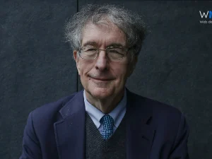Howard Gardner es un psicólogo, investigador y profesor de la Universidad de Harvard, conocido en el ámbito científico por sus investigaciones en el análisis de las capacidades cognitivas y por haber formulado la teoría de las inteligencias múltiples.